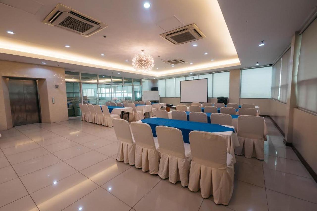 The Well Hotel Cebu Zewnętrze zdjęcie