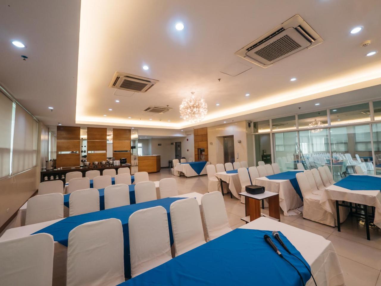 The Well Hotel Cebu Zewnętrze zdjęcie